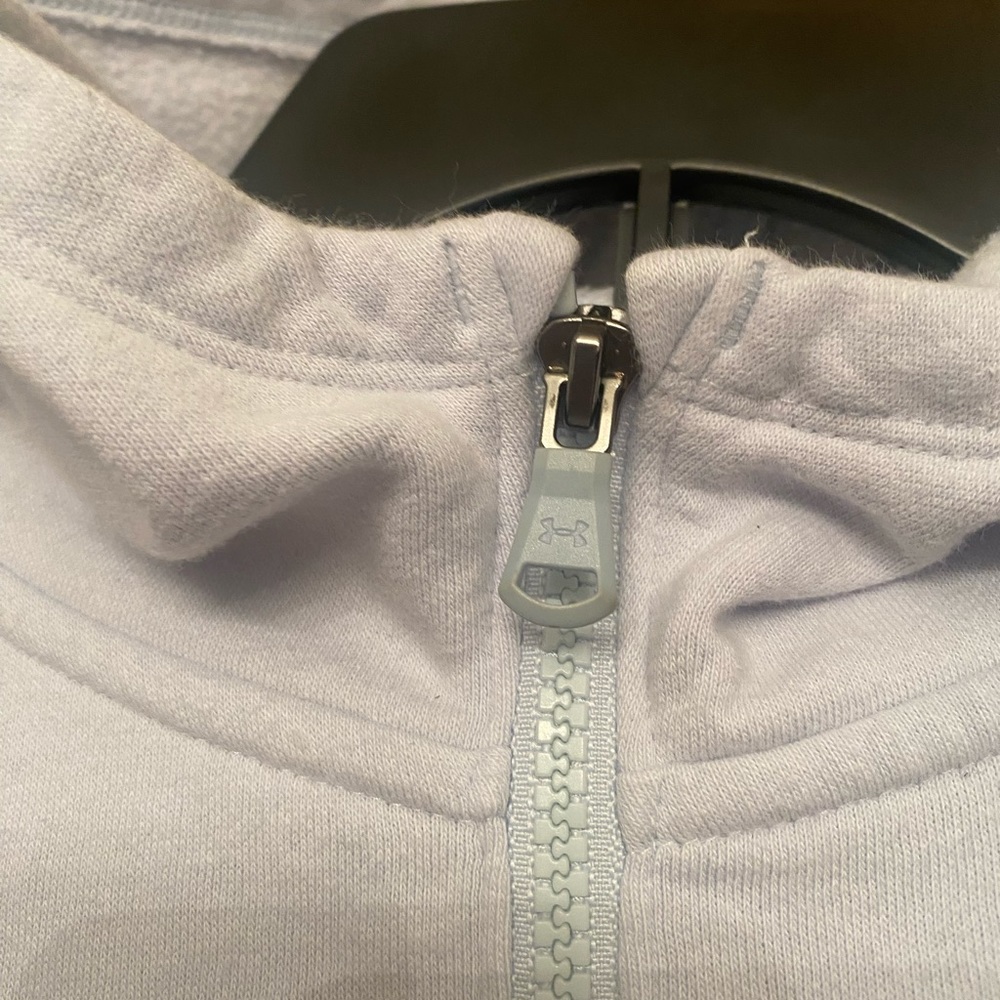 UNDER ARMOR zip-up - Picture 3 of 8